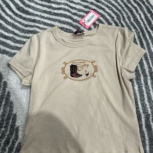 Edikted Beige Kids Tee with Cowboy Boot Design